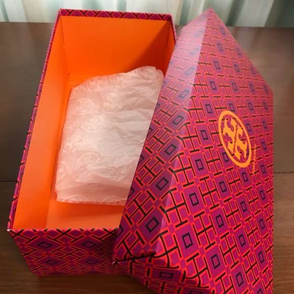 Authentic Tory Burch Shoebox - Picture 3 of 4